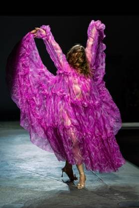 LFW - Ashish Runway A model walks the runway at the Ashish show during London Fashion Week September 2025Photo by LounisPhotography ABACAPRESS.COM London United Kingdom  Copyright: xLounisPhotography ABACAx