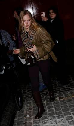 Burberry Summer 2026 Show - After-Party Burberry Summer 2026 Show - After-Party LONDON, ENGLAND - SEPTEMBER 22: Ellie Bamber leaving the after-party following the Burberry Summer 2026 show during London Fashion Week at the temporarily reopened Chiltern Firehouse on September 22, 2025 in London, England. Byline: James James Smart Pictures Think Pictures think Smart GOT A TIP STORY? CALL OR E-MAIL TEAM SMART Ed@smartpictures.co.uk Mary@smartpictures.co.uk info@smartpictures.co.uk web site:smartpictures.co.uk Office :Telephone: +44 7956 245606, Credit:James Avalon  Copyright: xJamesx xAvalonx 1039481709