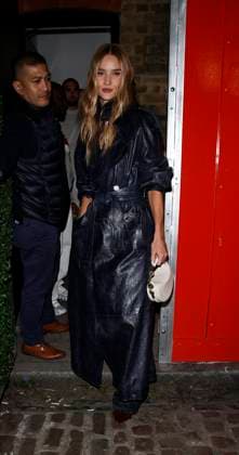 Burberry Summer 2026 Show - After-Party Burberry Summer 2026 Show - After-Party LONDON, ENGLAND - SEPTEMBER 22: Rosie Huntington-Whiteley seen leaving the after-party following the Burberry Summer 2026 show during London Fashion Week at the temporarily reopened Chiltern Firehouse on September 22, 2025 in London, England. Byline: James James Smart Pictures Think Pictures think Smart GOT A TIP STORY? CALL OR E-MAIL TEAM SMART Ed@smartpictures.co.uk Mary@smartpictures.co.uk info@smartpictures.co.uk web site:smartpictures.co.uk Office :Telephone: +44 7956 245606, Credit:James Avalon  Copyright: xJamesx xAvalonx 1039481820