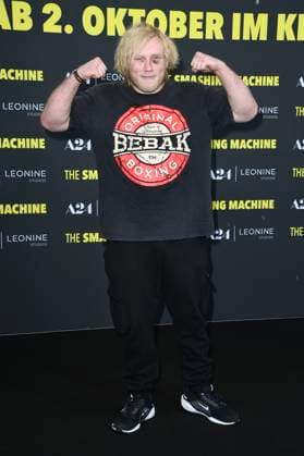 Frederic Vosgröne at the premiere of the movie The Smashing Machine at Zoo Palast Berlin, 22 09 2025 Foto:xN.xKubelkax xFuturexImagex machine_5932