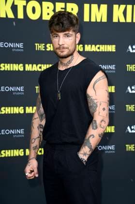 Willi Whey at the premiere of the movie The Smashing Machine at Zoo Palast Berlin, 22 09 2025 Foto:xN.xKubelkax xFuturexImagex machine_5951