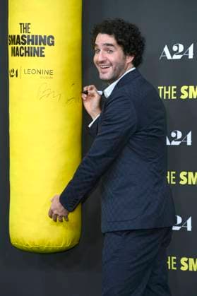 Benny Safdie at the premiere of the movie The Smashing Machine at Zoo Palast Berlin, 22 09 2025 Foto:xN.xKubelkax xFuturexImagex machine_5963