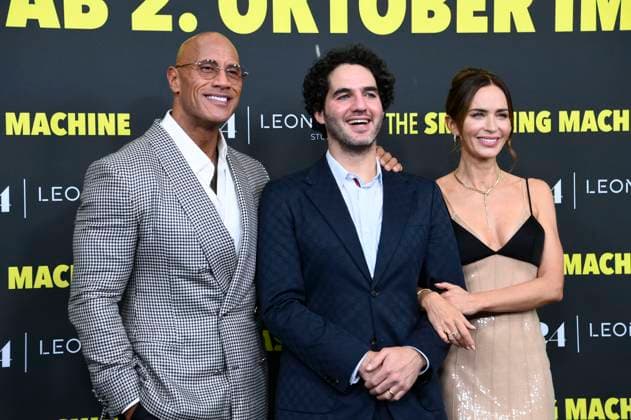 Dwayne Johnson, Benny Safdie and Emily Blunt at the premiere of the movie The Smashing Machine at Zoo Palast Berlin, 22 09 2025 Foto:xN.xKubelkax xFuturexImagex machine_5996