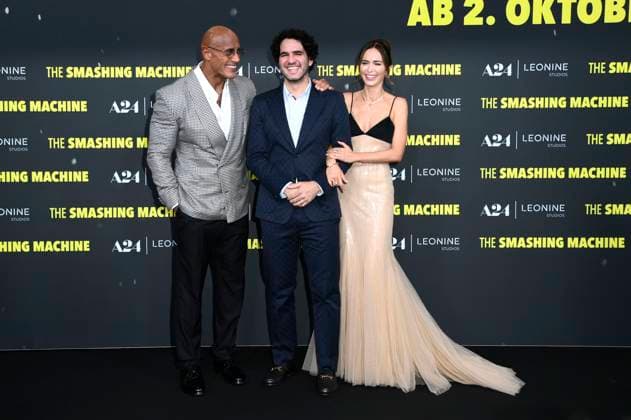 Dwayne Johnson, Benny Safdie and Emily Blunt at the premiere of the movie The Smashing Machine at Zoo Palast Berlin, 22 09 2025 Foto:xN.xKubelkax xFuturexImagex machine_5998