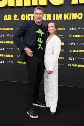 Mike AsgardSTO and Nadja Gallera at the premiere of the movie The Smashing Machine at Zoo Palast Berlin, 22 09 2025 Foto:xJ.xKnowlesx xFuturexImagex machine_5759