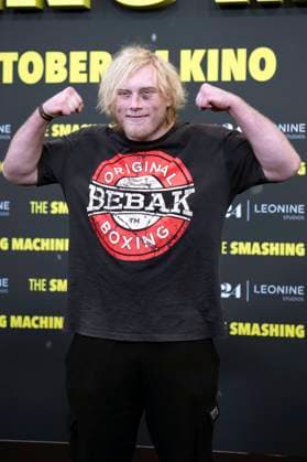 Frederic Vosgröne at the premiere of the movie The Smashing Machine at Zoo Palast Berlin, 22 09 2025 Foto:xJ.xKnowlesx xFuturexImagex machine_5789