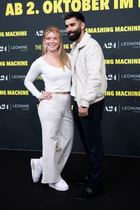 Natalie Zimmermann with guest at the premiere of the movie The Smashing Machine at Zoo Palast Berlin, 22 09 2025 Foto:xJ.xKnowlesx xFuturexImagex machine_5795