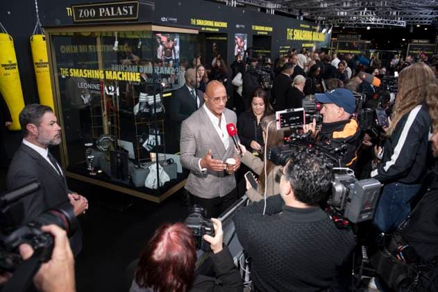 Dwayne Johnson at the premiere of the movie The Smashing Machine at Zoo Palast Berlin, 22 09 2025 Foto:xJ.xKnowlesx xFuturexImagex machine_5858