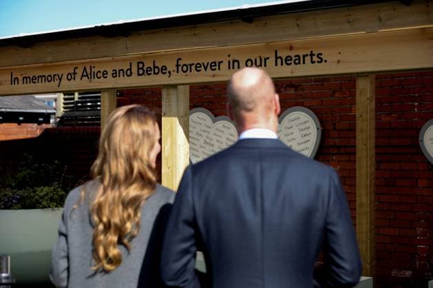 . 23 09 2025. Southport, United Kingdom. Prince William and Kate Middleton , the Prince and Princess of Wales, on their second school visit in Southport, United Kingdom , where two of the three girls killed in the Southport attack last year were pupils.  xPoolx xi-Imagesx IIM-26252-0022