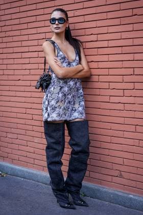 Street Style at Milan Fashion Week 2025 - Diesel in Milan, Italy on 23 September 2025. Street Style: A guest is seen outside of the Diesel fashion show during the Milan Fashion Week Womenswear Spring Summer 2026 in Milan, Italy on 23 September 2025., Credit:Stefano Costantino TTL Avalon Italy, Milan  Copyright: xStefanoxCostantinoxTTLx xAvalonx 1039630491