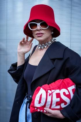 Street Style at Milan Fashion Week 2025 - Diesel in Milan, Italy on 23 September 2025. Street Style: A guest is seen outside of the Diesel fashion show during the Milan Fashion Week Womenswear Spring Summer 2026 in Milan, Italy on 23 September 2025., Credit:Stefano Costantino TTL Avalon Italy, Milan  Copyright: xStefanoxCostantinoxTTLx xAvalonx 1039630507