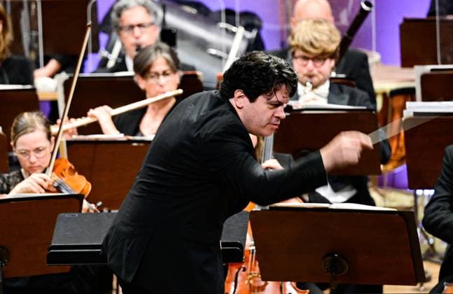 Pianist Rudolf Buchbinder (not seen) and the French National Orchestra under the baton of Cristian Macelaru perform at the closing concert of the Dvorak Prague International Music Festival in Prague, Czech Republic, September 23, 2025. (CTKxPhoto RomanxVondrous) CTKPhotoP2025092307774  CTKPhotoP2025092307774