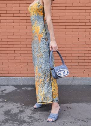 Milan, Milan Italy: Milan, Milan Women s Fashion Week Spring Summer 2026 - Women s Fashion, Spring Summer 2026 - Diesel fashion show - arrivals - In the photo: guest Milan  - ZUMAp169 20250923_zea_p169_839 Copyright: xLucaxPontix