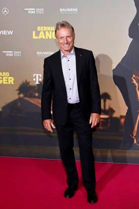Golf pro Bernhard Langer at the premiere of the movie Bernhard Langer Der ewige Champion at Cinedom Cologne, 23 09 2025 NRW Germany Copyright: xChristophxHardtx