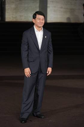 Milan, Milan Women s Fashion Week Spring Summer 2026 - Women s Fashion, Spring Summer 2026 - Gucci fashion show - guests in the photo: Ronnie Chieng  Copyright: xRiccardoxGIordanox xipa-agency.netx xRiccardoxGiordano IPAx IPA_Agency_IPA65619752