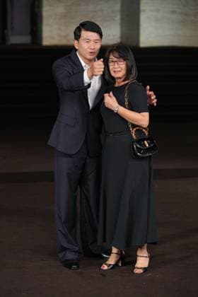 Milan, Milan Women s Fashion Week Spring Summer 2026 - Women s Fashion, Spring Summer 2026 - Gucci fashion show - guests in the photo: Ronnie Chieng  Copyright: xRiccardoxGIordanox xipa-agency.netx xRiccardoxGiordano IPAx IPA_Agency_IPA65619773
