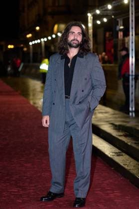 Flores Para Antonio - Red Carpet - 73rd San Sebastian International Film Festival Guillermo Furiase attends the red carpet event for Flores para Antonio during the 73rd San Sebastian Donostia International Film Festival - Zinemaldia in San Sebastian, Spain, on September 23, 2025. San Sebastian Spain  Copyright: xCOOLMediax originalFilename: coolmedia-notitle250923_npKxX.jpg