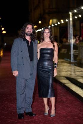 Flores Para Antonio - Red Carpet - 73rd San Sebastian International Film Festival Elena Furiase and Guillermo Furiase attend the red carpet event for Flores para Antonio during the 73rd San Sebastian Donostia International Film Festival - Zinemaldia in San Sebastian, Spain, on September 23, 2025. San Sebastian Spain  Copyright: xCOOLMediax originalFilename: coolmedia-notitle250923_npuD3.jpg