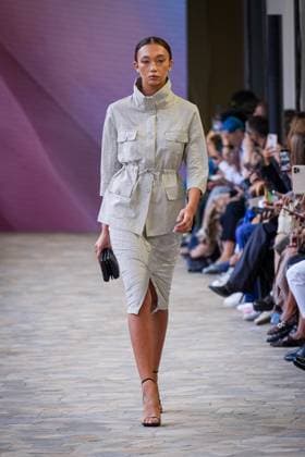 Martino Midali fashion show during the Milan Fashion Week - Womenswear S S 2026 in Milan, Italy on 23 September 2025. A model walks the runway at the Martino Midali fashion show during the Milan Fashion Week - Womenswear Spring Summer 2026 in Milan, Italy on 23 September 2025., Credit:Stefano Costantino TTL Avalon Italy, Milan  Copyright: xStefanoxCostantinoxTTLx xAvalonx 1039709659