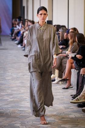 Martino Midali fashion show during the Milan Fashion Week - Womenswear S S 2026 in Milan, Italy on 23 September 2025. A model walks the runway at the Martino Midali fashion show during the Milan Fashion Week - Womenswear Spring Summer 2026 in Milan, Italy on 23 September 2025., Credit:Stefano Costantino TTL Avalon Italy, Milan  Copyright: xStefanoxCostantinoxTTLx xAvalonx 1039709785