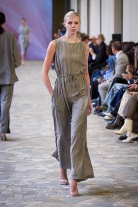 Martino Midali fashion show during the Milan Fashion Week - Womenswear S S 2026 in Milan, Italy on 23 September 2025. A model walks the runway at the Martino Midali fashion show during the Milan Fashion Week - Womenswear Spring Summer 2026 in Milan, Italy on 23 September 2025., Credit:Stefano Costantino TTL Avalon Italy, Milan  Copyright: xStefanoxCostantinoxTTLx xAvalonx 1039709811