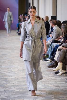 Martino Midali fashion show during the Milan Fashion Week - Womenswear S S 2026 in Milan, Italy on 23 September 2025. A model walks the runway at the Martino Midali fashion show during the Milan Fashion Week - Womenswear Spring Summer 2026 in Milan, Italy on 23 September 2025., Credit:Stefano Costantino TTL Avalon Italy, Milan  Copyright: xStefanoxCostantinoxTTLx xAvalonx 1039709853