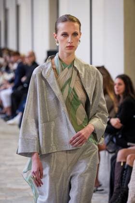 Martino Midali fashion show during the Milan Fashion Week - Womenswear S S 2026 in Milan, Italy on 23 September 2025. A model walks the runway at the Martino Midali fashion show during the Milan Fashion Week - Womenswear Spring Summer 2026 in Milan, Italy on 23 September 2025., Credit:Stefano Costantino TTL Avalon Italy, Milan  Copyright: xStefanoxCostantinoxTTLx xAvalonx 1039709883