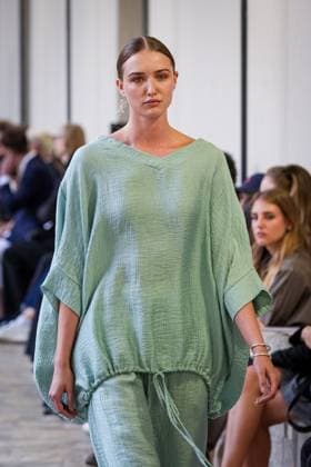 Martino Midali fashion show during the Milan Fashion Week - Womenswear S S 2026 in Milan, Italy on 23 September 2025. A model walks the runway at the Martino Midali fashion show during the Milan Fashion Week - Womenswear Spring Summer 2026 in Milan, Italy on 23 September 2025., Credit:Stefano Costantino TTL Avalon Italy, Milan  Copyright: xStefanoxCostantinoxTTLx xAvalonx 1039709901