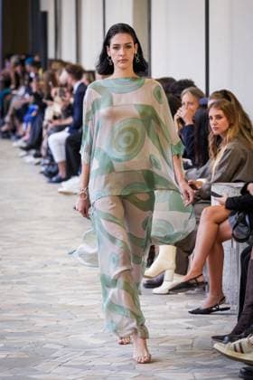 Martino Midali fashion show during the Milan Fashion Week - Womenswear S S 2026 in Milan, Italy on 23 September 2025. A model walks the runway at the Martino Midali fashion show during the Milan Fashion Week - Womenswear Spring Summer 2026 in Milan, Italy on 23 September 2025., Credit:Stefano Costantino TTL Avalon Italy, Milan  Copyright: xStefanoxCostantinoxTTLx xAvalonx 1039709974