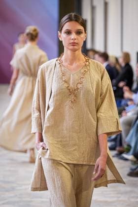 Martino Midali fashion show during the Milan Fashion Week - Womenswear S S 2026 in Milan, Italy on 23 September 2025. A model walks the runway at the Martino Midali fashion show during the Milan Fashion Week - Womenswear Spring Summer 2026 in Milan, Italy on 23 September 2025., Credit:Stefano Costantino TTL Avalon Italy, Milan  Copyright: xStefanoxCostantinoxTTLx xAvalonx 1039710089