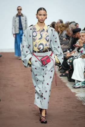 Entertainment Bilder des Tages Dhruv Kapoor fashion show during the Milan Fashion Week - Womenswear S S 2026 in Milan, Italy on 23 September 2025. A model walks the runway at the Dhruv Kapoor fashion show during the Milan Fashion Week - Womenswear Spring Summer 2026 in Milan, Italy on 23 September 2025., Credit:Stefano Costantino TTL Avalon Italy, Milan  Copyright: xStefanoxCostantinoxTTLx xAvalonx 1039693320