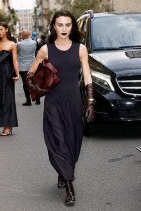 MFW - Alberta Ferretti Arrivals Mary Leest arrives to Alberta Ferretti fashion show during the Milan Fashion Week Women’s Spring-Summer 2026 on September 23, 2025 in Milan (Italy), Italy. Photo by Marco Piovanotto ABACAPRESS.COM Milan Italy  Copyright: xPiovanottoxMarco ABACAx
