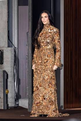 MFW - Demi Moore At Palazzo Mezzanotte Demi Moore arrives to Palazzo Mezzanotte to attending the premiere screening of short-movie Tiger during the Milan Fashion Week Women’s Spring-Summer 2026 on September 23, 2025 in Milan (Italy), Italy. Photo by Marco Piovanotto Abacapress.com Milan Italy  Copyright: xPiovanottoxMarco ABACAx