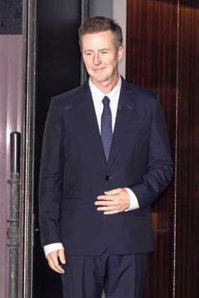 MFW - Palazzo Mezzanotte Edward Norton arrives to Palazzo Mezzanotte to attending the premiere screening of short-movie Tiger during the Milan Fashion Week Women’s Spring-Summer 2026 on September 23, 2025 in Milan (Italy), Italy. Photo by Marco Piovanotto ABACAPRESS.COM Milan Italy  Copyright: xPiovanottoxMarco ABACAx