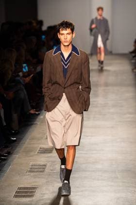 Milan Fashion Week - Women S S 2026 Iceberg Men and Women Fashion Show Runway Milan, Italy Milan Fashion Week - Women S S 2026 Iceberg Men and Women Fashion Show Runway Milan, Italy 23rd September 2025  Copyright: xCristianxIncarbonax