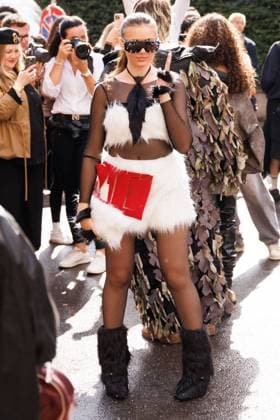 News - Diesel - Arrivals - Milan Fashion Week - Womenswear Spring Summer 2026 A guest is seen at the Diesel fashion show during Milan Fashion Week Women s Collection Spring Summer 2026. Milan (Italy), September 23rd, 2025. Photo: Cinzia Camela. Milan Circle Milano Italy Copyright: xCinziaxCamelax xLiveMediax LPN_2042765