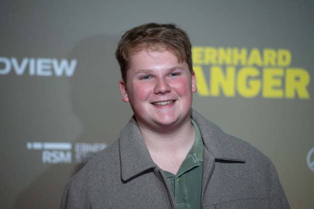 Julius WECKAUF, actor, red carpet, red carpet show, arrival, arrival, movie premiere movie premiere BERNHARD LANGER Der Ewige Champion on 23 09 2025 at the Cinedom cinema in Cologne,