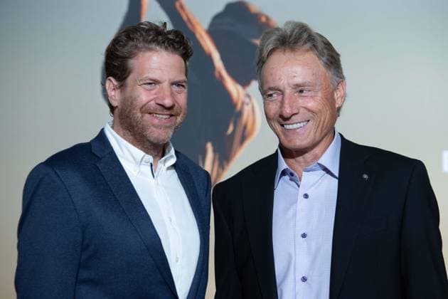f l Arnim BUTZEN, Magenta TV Bernhard LANGER, golf pro, red carpet, red carpet show, arrival, film premiere Film premiere BERNHARD LANGER Der Ewige Champion on 23 09 2025 at the Cinedom cinema in Cologne,