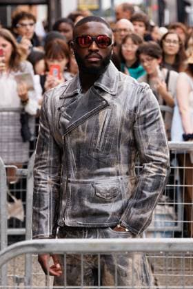 News - Diesel - Arrivals - Milan Fashion Week - Womenswear Spring Summer 2026 A guest is seen at the Diesel fashion show during Milan Fashion Week Women s Collection Spring Summer 2026. Milan (Italy), September 23rd, 2025. Photo: Cinzia Camela. Milan Circle Milano Italy Copyright: xCinziaxCamelax xLiveMediax LPN_2043026