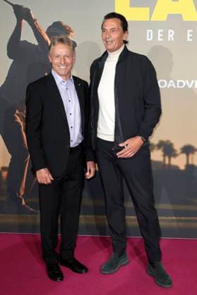 Bernhard Langer and Sebastian Hellmann at the premiere of the documentary Bernhard Langer Der ewige Champion at Cinedom Cologne, 23 09 2025 Foto:xR.xSchmiegeltx xFuturexImagex langer_5946