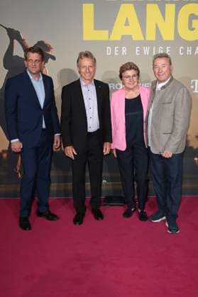 Leopold Hoesch, Bernhard Langer, Sigi Langer and Erwin Langer at the premiere of the documentary Bernhard Langer Der ewige Champion at the Cinedom Cologne, 23 09 2025 Foto:xR.xSchmiegeltx xFuturexImagex langer_5952