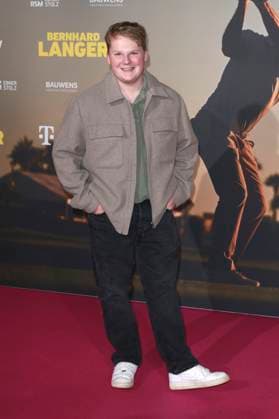 Julius Weckauf at the premiere of the documentary Bernhard Langer Der ewige Champion at Cinedom Cologne, 23 09 2025 Foto:xR.xSchmiegeltx xFuturexImagex langer_5959