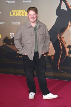 Julius Weckauf at the premiere of the documentary Bernhard Langer Der ewige Champion at Cinedom Cologne, 23 09 2025 Foto:xR.xSchmiegeltx xFuturexImagex langer_5960