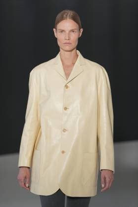 Milan, Milan Women s Fashion Week Spring Summer 2026 - Women s Fashion, Spring Summer 2026. - Jil Sander fashion show - catwalk in the photo: Model  Copyright: xRiccardoxGIordanox xipa-agency.netx xRiccardoxGiordano IPAx IPA_Agency_IPA65647882