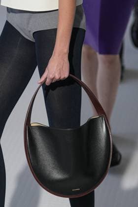 MFW - Jil Sander Runway Bag Detail at the Jil Sander fashion show during the Milan Womenswear Spring Summer 2026 on September 24, 2025 in Milan, Italy. Photo by Riccardo Giordano IPA ABACAPRESS.COM Milan Italy  Copyright: xGiordanoxRiccardo IPA ABACAx
