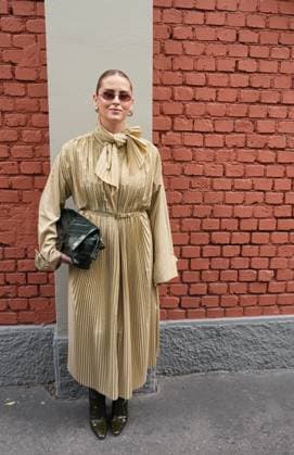 Milan, Crowds of people, influencers, and onlookers outside the Fendi fashion show for Women s Fashion Week, Milan Fashion Week in Via Solari; pictured is Valentina Ferragni.  Copyright: xDuilioxPiaggesix xipa-agency.netx xDuilioxPiaggesix IPA_Agency_IPA65673276