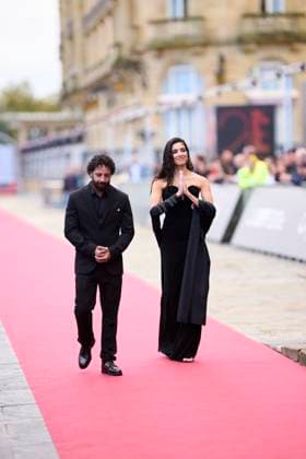 73rd San Sebastian International Film Festival: The Voice of Hind Rajab Red Carpet Motaz Malhees, Saja Kilani attended The Voice of Hind Rajab Red Carpet during 73rd San Sebastian International Film Festival at Victoria Eugenia Theatre on September 24, 2025 in Donostia San Sebastian, Spain Photo by IMAGO MPG Donostia San Sebastian Victoria Eugenia Theatre Euskadi Spain  Copyright: xMPGx