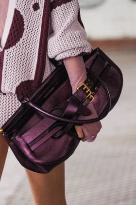 News - Antonio Marras - Runway and celebrities- Milan Fashion Week - Womenswear Spring Summer 2026 A model (bag detail) walks the runway at the Antonio Marras fashion show during the Milan Womenswear Spring Summer 2026 on September 24, 2025 in Milan, Italy. Photo: Cinzia Camela. Milano Viale Molise, 68 Italy Copyright: xCinziaxCamelax xLiveMediax LPN_2044442
