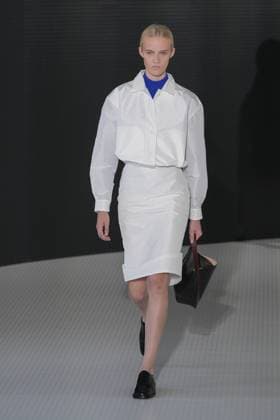 Milan, Italy: Milan, Milan Women s Fashion Week Spring Summer 2026 - Women s Fashion, Spring Summer 2026. - Jil Sander fashion show - catwalk in the photo: Model Milan Italy  - ZUMAp169 20250924_zea_p169_750 Copyright: xRiccardoxGIordanox