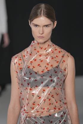 Milan, Italy: Milan, Milan Women s Fashion Week Spring Summer 2026 - Women s Fashion, Spring Summer 2026. - Jil Sander fashion show - catwalk in the photo: Model Milan Italy  - ZUMAp169 20250924_zea_p169_753 Copyright: xRiccardoxGIordanox